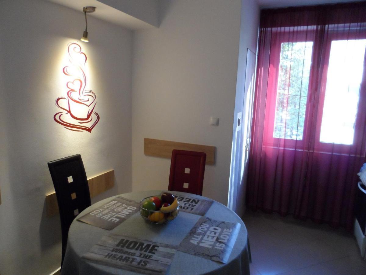 M@D Apartment ティミショアラ エクステリア 写真